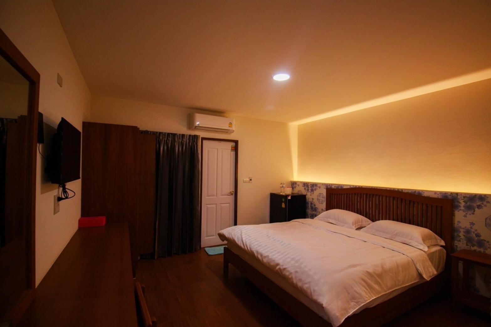 מאה סאריאנג Bk Hotel מראה חיצוני תמונה