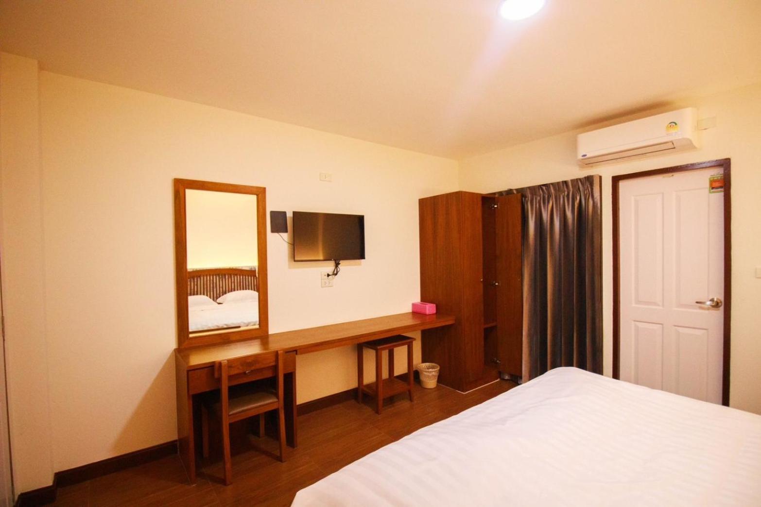 מאה סאריאנג Bk Hotel מראה חיצוני תמונה